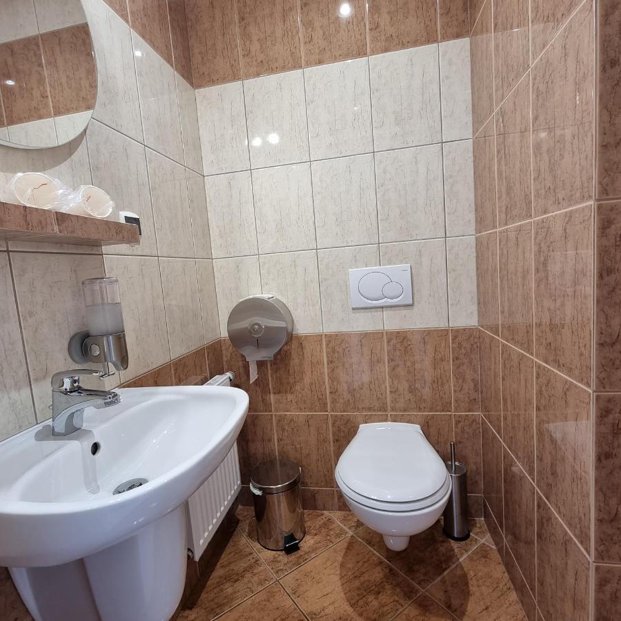 Hotel Jola Września Εξωτερικό φωτογραφία