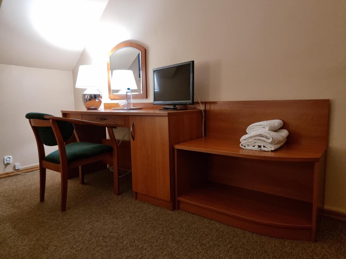 Hotel Jola Września Εξωτερικό φωτογραφία
