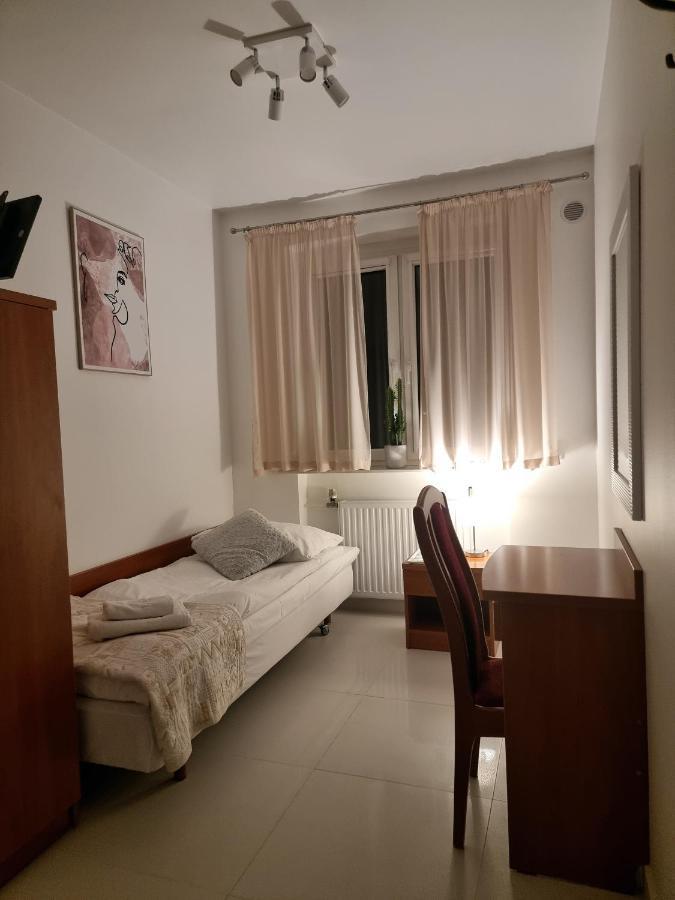 Hotel Jola Września Εξωτερικό φωτογραφία