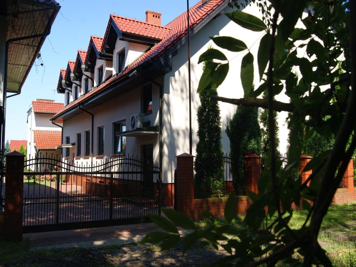Hotel Jola Września Εξωτερικό φωτογραφία